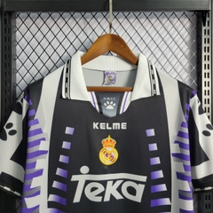 Retro Real Madrid 1997/1998 ( Sân Khách )