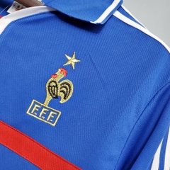 Retro Pháp 2000 ( Sân Nhà )
