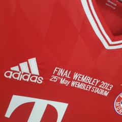 Retro Bayern Munich 2013/2014 Tay Dài ( Sân Nhà )