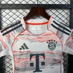 Bộ Kids Bayern Munich 25/26 ( Sân Khách )
