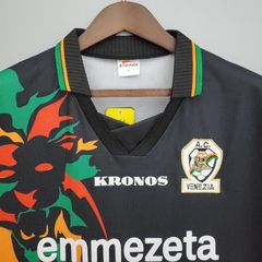 Retro Venezia 1998/1999 ( Sân Nhà )