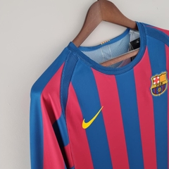 Retro Barcelona 2005/2006 Tay Dài ( Sân Nhà )