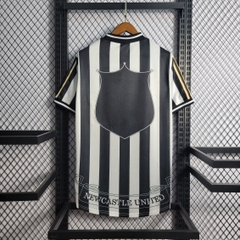 Retro NewCastle 1997/1999 ( Sân Nhà )