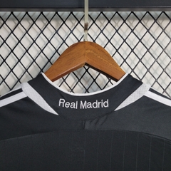 Retro Real Madrid 2006/2007 ( Sân Khách )