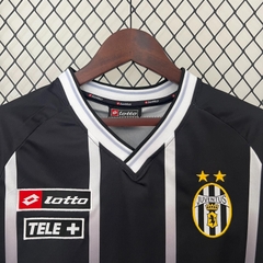 Retro Juventus 2000/2001 ( Sân Khách )
