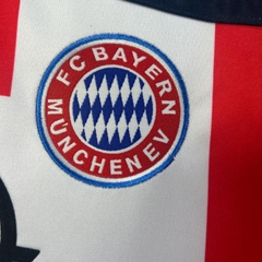 Retro Bayern Munich 2000/2001 ( Sân Khách )