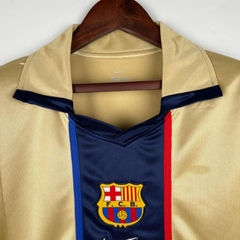 Retro Barcelona 2002/2003 ( Sân Khách )
