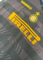 Retro Inter Milan 1997/1998 Tay Dài ( 3RD)
