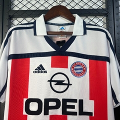 Retro Bayern Munich 2000/2001 ( Sân Khách )
