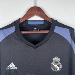 Retro Real Madrid 2016/2017 Tay Dài ( 3RD )