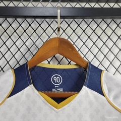 Retro Bồ Đào Nha 2004 ( Sân Khách )