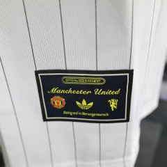 Áo Thun MU 2025 ( Terrace Trắng Đỏ )