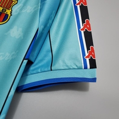 Retro Barcelona 1996/1997 ( Sân Khách )