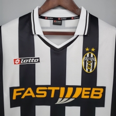 Retro Juventus 2001/2002 ( Sân Nhà )