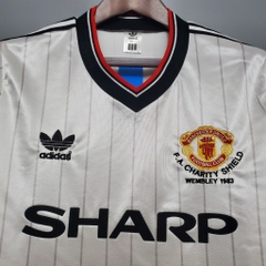 Retro Mu 1983/1984 ( Sân Khách )