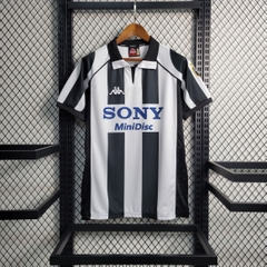 Retro Juventus 1997/1998 ( Sân Nhà )