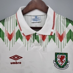 Retro Wales 1990 ( Sân Khách )