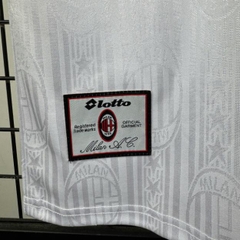 Retro Ac Milan 1997/1998 ( Sân Khách 3 )