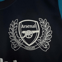 Retro Arsenal 2011/2012 Dài ( Sân Khách )