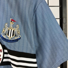 Retro Newcastle 1996/1997 ( Sân Khách )