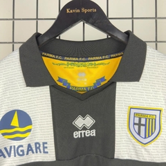 Retro Parma 2013/2014 ( Sân Khách )