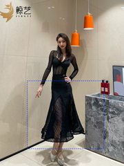 Váy Đen Lưới