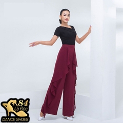 Bộ Quần Tập Màu Booc Đô + Áo Cộc Tay (W21D118 + C159) Size 32