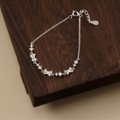 Lắc Tay Bạc 925 Nơ Xinh Đính Đá Cách Điệu - VCB523