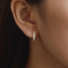 (1 Cái) Khuyên Tai Hoop Bạc 925 Đính Đá Classic - VCE539-L