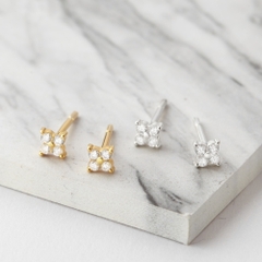 Khuyên Tai Bạc 925 Dáng Nụ Hình Hoa 4 Cánh Đính Đá Tiny Stud - VCE08