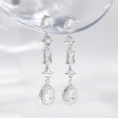 Khuyên Tai Dài Bạc 925 Đính Đá Drop Party Queen - VUE10-1
