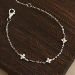 Lắc Tay Bạc 925 3 Charm Cỏ 4 Lá Đính Đá 4 Leaf Clover - VCB506
