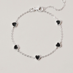 Lắc Tay Bạc 925 Đính 5 Charm Trái Tim Đá Onyx Đen Tự Nhiên - VCB507