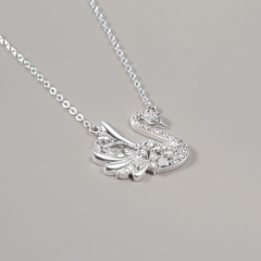 Quà Tặng 8/3 Dây Chuyền Bạc 925 Hình Thiên Nga Đính Đá Lấp Lánh Pretty Swan - VGN09