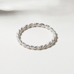 Nhẫn Bạc 925 Xoắn Mảnh Dainty Braided Ring - VCR10