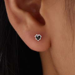 Khuyên Tai Stud Bạc 925 Hình Trái Tim Nhỏ Đính Đá Trắng/ Đá Đen - Tiny Heart Stud - VCE22
