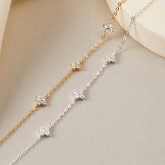 Quà Tặng 8/3 Lắc Tay Bạc 925 Charm Cỏ 4 Lá Đính Đá May Mắn 3 Charm 4 Leaf Clover - VCB506