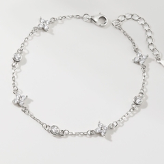 Quà Tặng 8/3 Lắc Tay Bạc 925 Charm Cỏ 4 Lá Xen Kẽ Charm Tròn Đính Đá - VCB510