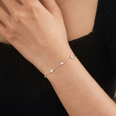 Quà Tặng 8/3 Lắc Tay Bạc 925 Charm Cỏ 4 Lá Xen Kẽ Charm Tròn Đính Đá - VCB510