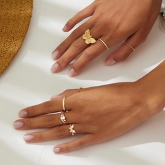 Nhẫn Vàng 10K Thanh Mảnh Đính Đá Princess Đính Kim Cương Moissanite Cao Cấp - VCR06V
