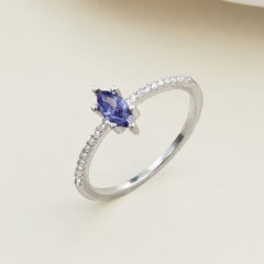 Nhẫn Chủ Bạc 925 Đính Đá Hạt Thóc Marquise Màu Xanh Sapphire - VCR506