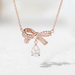 Quà Tặng 8/3 Dây Chuyền Nơ Bạc 925 Hình Nơ Thắt Đính Đá Treo Stone Bow Winter Snow - VGN04