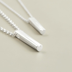( Một Cặp ) Dây Chuyền Bạc 925 Thanh Trụ Bạc Thẳng Đáy Trái Tim - VYN78 - VYN79