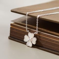 Quà Tặng 8/3 Dây Chuyền Bạc 925 Cỏ 4 Lá Trái Tim Trai Xà Cừ - VYN80