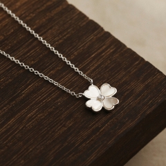 Quà Tặng 8/3 Dây Chuyền Bạc 925 Cỏ 4 Lá Trái Tim Trai Xà Cừ - VYN80