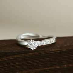 Quà Tặng 8/3 Nhẫn Freesize Bạc 925 Xoắn Vô Cực Đính Đá Cho Nữ Đeo Cặp Đôi Bond Ring - VYR13