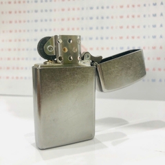 Bật lửa, hộp quẹt Zippo Slim Street chrome mã 1607, cam kết hàng chính hãng có giấy nhập khẩu gửi kèm theo đơn hàng