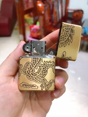 Bật Lửa, hộp quẹt Zippo khắc ăn mòn mẫu Rồng Trên Mây - Ruột trắng - Có Tem đỏ