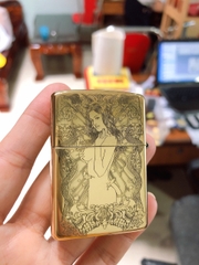 BẬT LỬA ZIPPO ARMOR VỎ DẦY KHẮC CHÌM CÔ GÁI ĐẦU LÂU - RUỘT TRẮNG