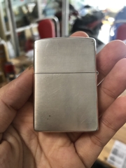ZIPPO MỸ LACKE BẠC KHẮC ĂN MÒN ĐỔ SƠN ZIPPO ĐẸP-XVI LA MÃ